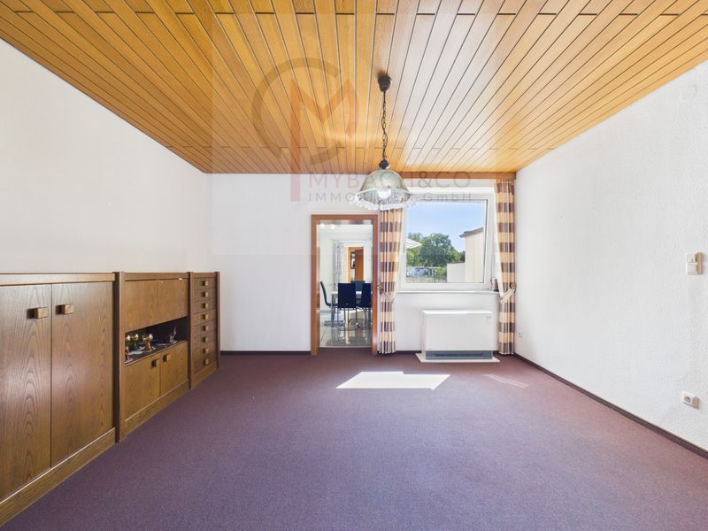 Familienhaus mit großem Garten & Doppelgarage in Arnoldsweiler – 6 Zimmer auf 160 m²